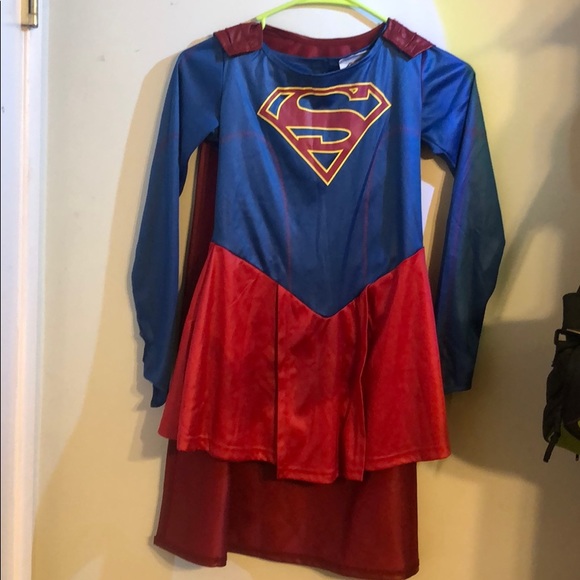 Super girl costume size medium girls